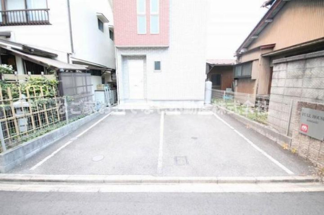 【駐車場】 | FULL HOUSE namiuchi