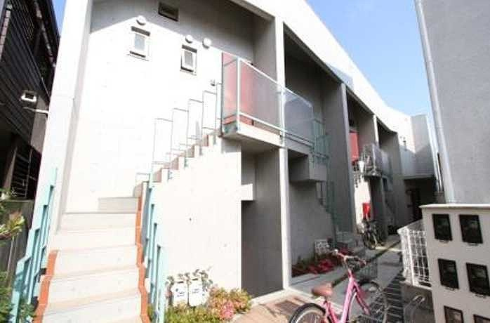 クレストハウス　ロフト　三軒茶屋エリア　最上階の外観