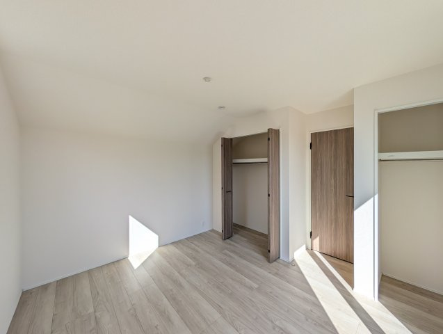 【洋室】 | リナージュ高崎市剣崎町23-1期ー⑤