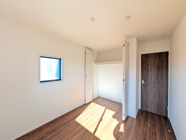 【洋室】 | リーブルガーデン.S渋川市行幸田ー②