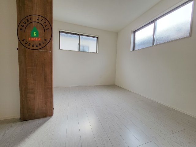 菊池郡菊陽町大字津久礼第12-2棟（2号棟）　の子供部屋|穏やかな光が差し込む室内には、穏やかな時間が流れます。