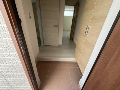 【玄関】 | 【20万円ｷｬｯｼｭﾊﾞｯｸ対象物件】リーブルガーデン田原本町保津第2 全3棟 3号棟