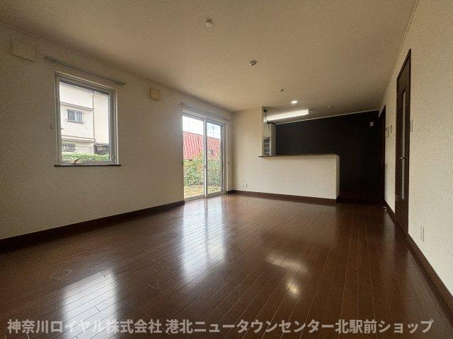 【居間・リビング】