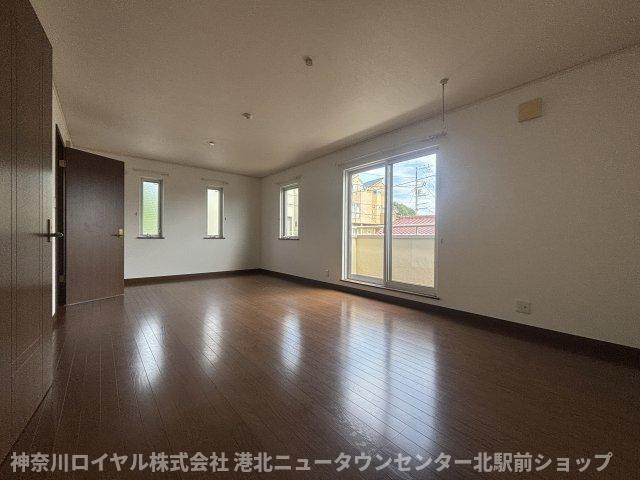 【寝室】