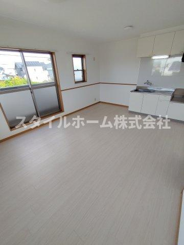 プラチナムⅡの居間・リビング