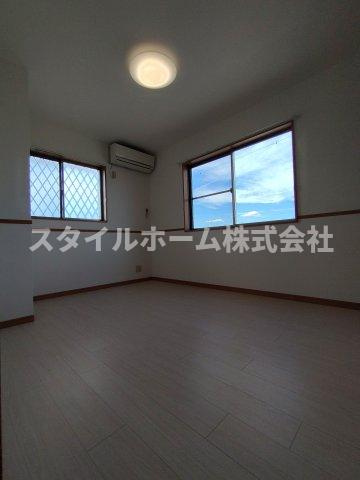 プラチナムⅡの居間・リビング