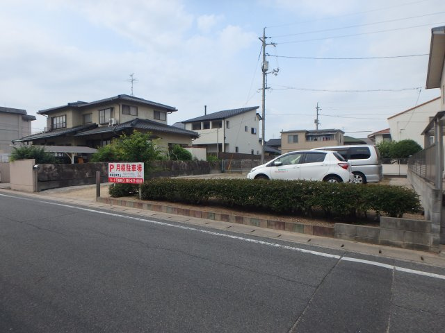 茶屋町月極駐車場の外観