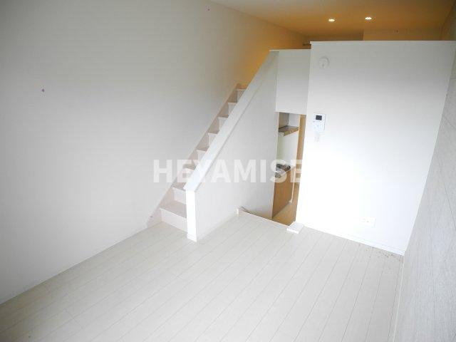 MODERN PALAZZO 西栄田SunnyHillの居間・リビング|※室内画像は別号室のもの