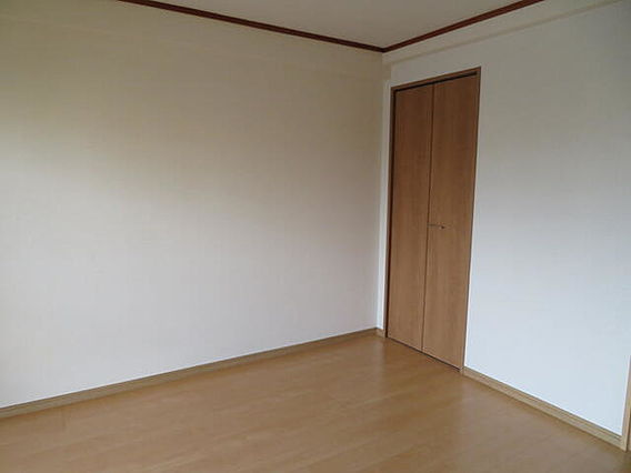 シャルマンコーポ【キャッシュバック対象物件】の内装|内装は落ち着いています