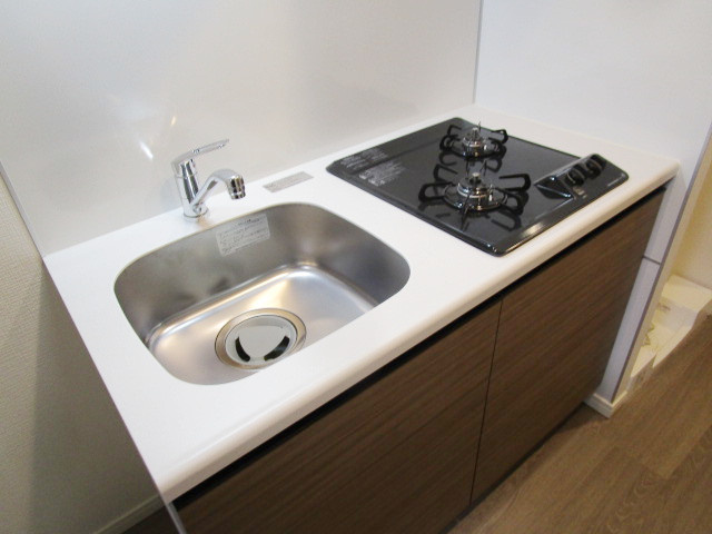 クレヴィスタ品川西大井Ⅱの内装|明るい色調の室内です