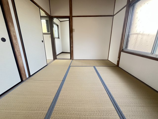 半田5丁目テラスハウスの和室