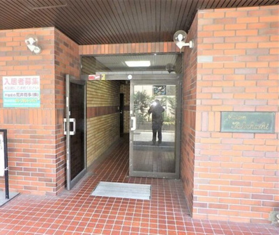 【エントランス】 | メゾン高橋 | 落ち着いたエントランスです