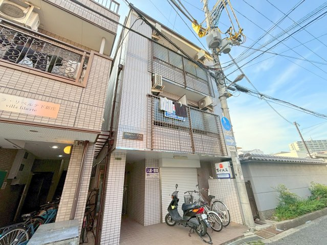 メイティーテンの外観