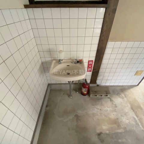 浜田市旭町市木の中古一戸建の洗面所