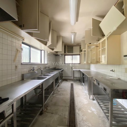 浜田市旭町市木の中古一戸建のキッチン