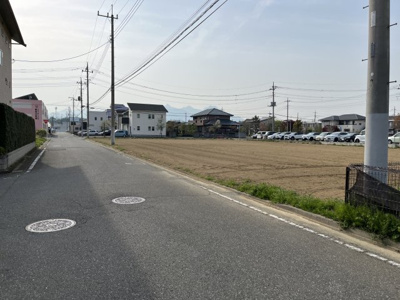 【前面道路含む現地写真】