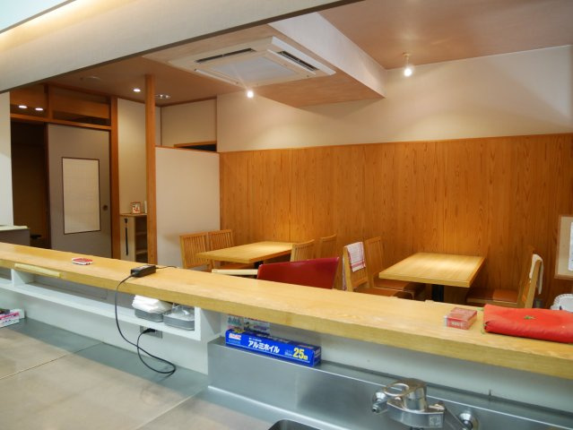 津山市吹屋町　アイ・ふきや貸店舗（飲食店居抜き物件）の内装|１階　カウンター