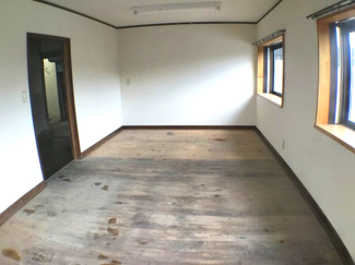 【内装】 | 梶中古住宅+事務所作業場 | 事務所