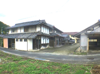 【外観】 | 梶中古住宅+事務所作業場