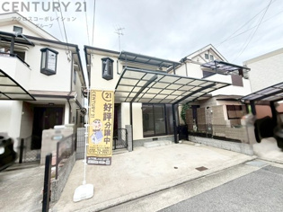 2025年8月リフォーム完了。リフォーム内容（キッチン新調、浴室新調、トイレ新調、洗面台新調、外壁塗装、屋根塗装、クロス貼替、フローリング貼替、室内クリーニング、シロアリ点検、建具新調）