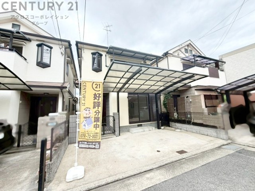 2025年8月リフォーム完了。リフォーム内容（キッチン新調、浴室新調、トイレ新調、洗面台新調、外壁塗装、屋根塗装、クロス貼替、フローリング貼替、室内クリーニング、シロアリ点検、建具新調）