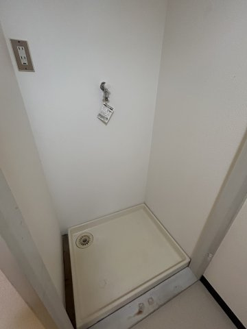 春日部市備後西１丁目のアパートの設備|室内洗濯機置き場