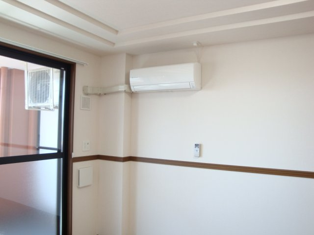 アクベンスの設備|リビングエアコン