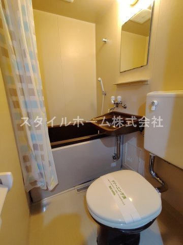 フォーブル西松山の浴室