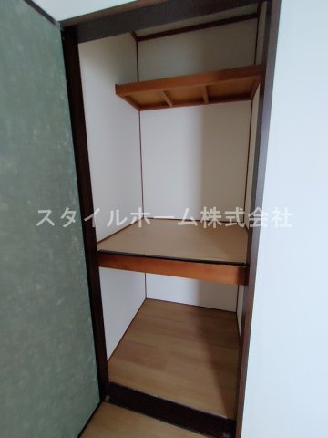 フォーブル西松山の収納