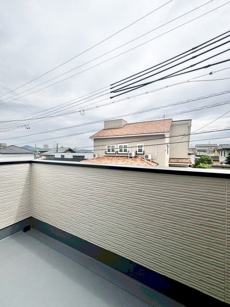 エルデ豊田市明和町1期　全3棟　新築戸建のバルコニー