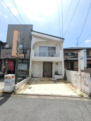 【駐車場】 | 新千葉３丁目戸建て | コンパクトカー2台駐車可能です