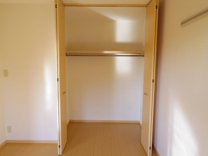 オーパス Ⅰ・Ⅱの収納|クローゼット