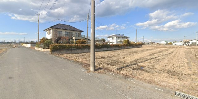 敷地面積95坪　売地　越谷市三野宮➁　　の前面道路含む現地写真|コンビニ徒歩４分！イオンスタイル迄徒歩約１４分！