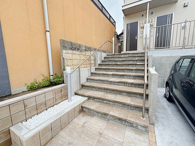 【エントランス】 | カーサ グリシナ菊園【名古屋市賃貸・ワンフロアー1戸】