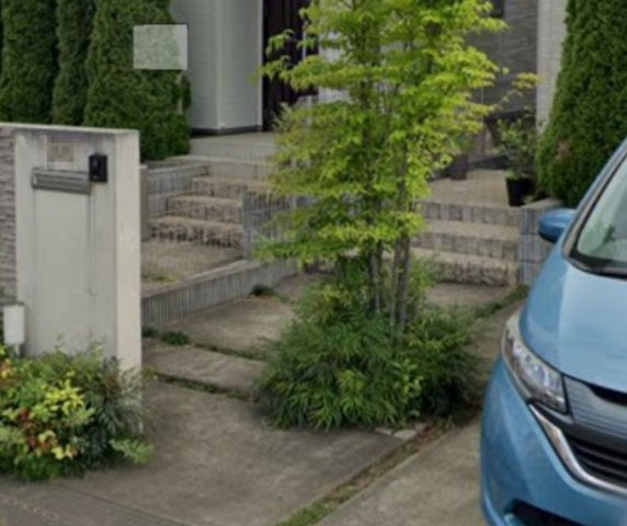 陽光台戸建のエントランス