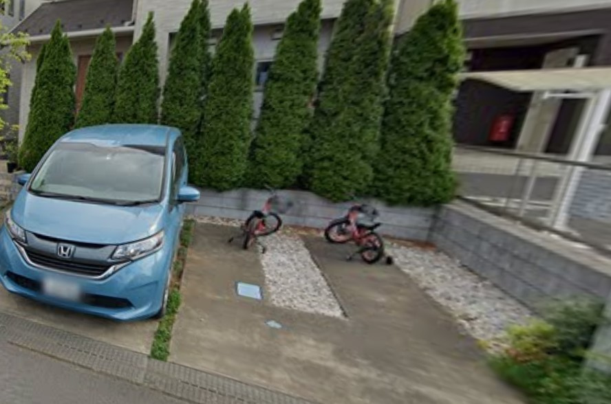 陽光台戸建の駐車場