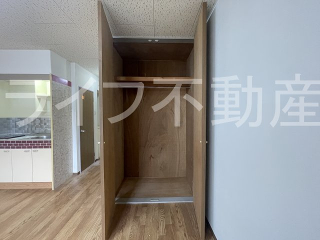 サンブライト新石切の収納|こまごまとしたものを収納できそうですね