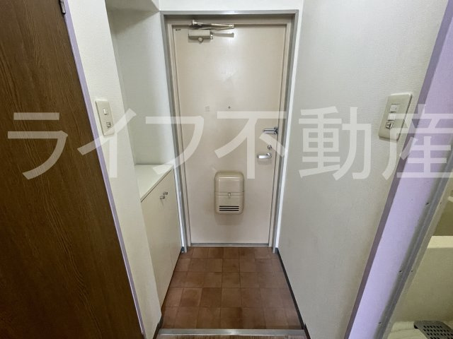 サンブライト新石切の玄関|落ち着いた玄関です