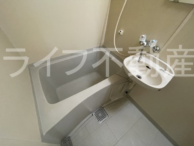 サンブライト新石切の浴室|きれいなお風呂です