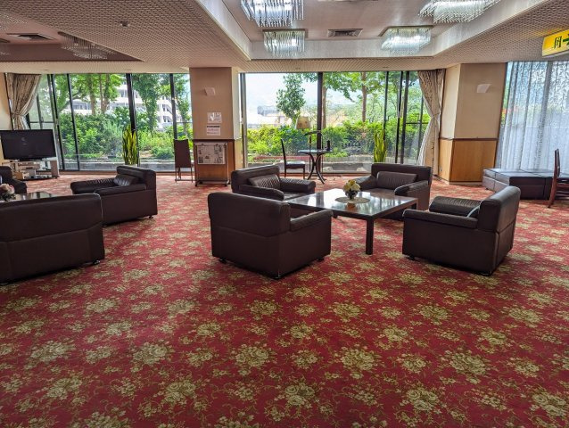 中銀ライフケア咲見20号館A棟　熱海市咲美町のエントランス|温泉は無料でいつでも入浴可能です。広い大浴場・浴室完備でリラックス出来ます。