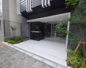 メイクスデザイン入谷アジールコートのエントランス