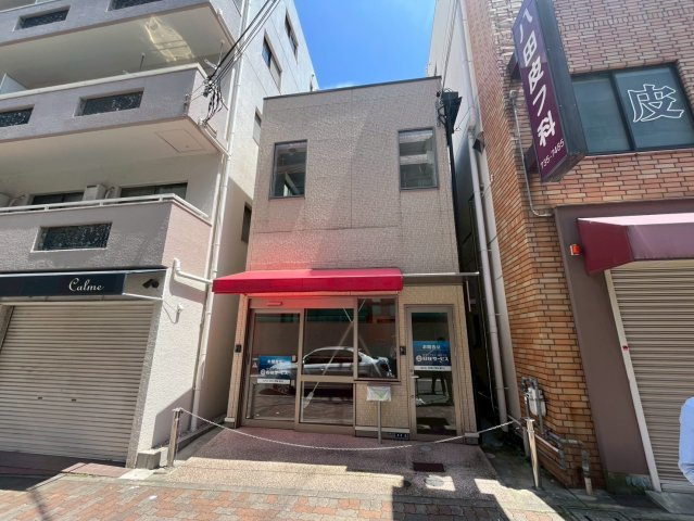 平田町３丁目店舗事務所の外観