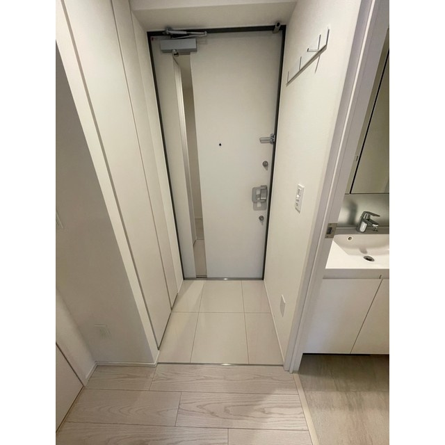 nido蔵前Avenueの玄関