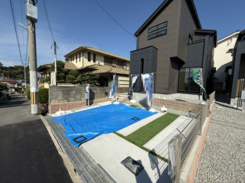 GRAFARE堺市堀上緑町2期　1号棟の駐車場