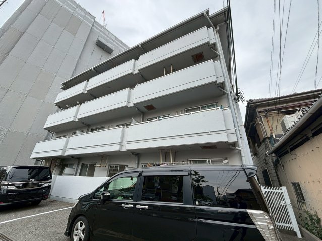 ファミールヒロマルの外観