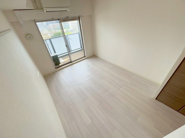 レシオス新大阪NORTHの居間・リビング