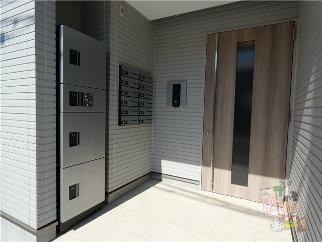 ＲＥＧＡＬＥＳＴ十日市西町のエントランス