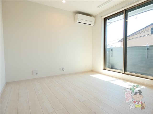 ＲＥＧＡＬＥＳＴ十日市西町の居間・リビング