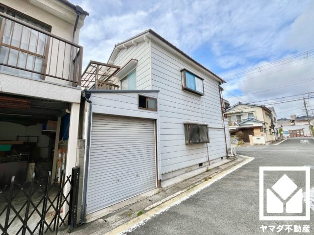 伏見区醍醐僧尊坊町の外観