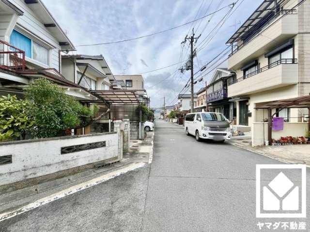 伏見区醍醐僧尊坊町の前面道路含む現地写真